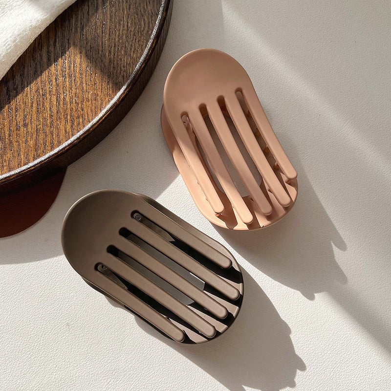 Yksinkertainen Elegantti Sorsaklipsi