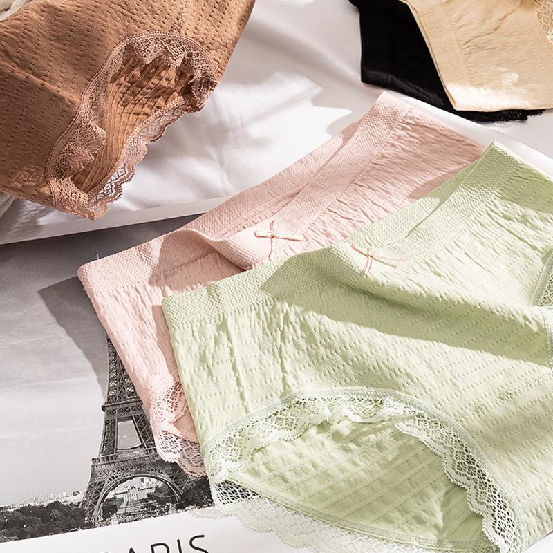 Yksiväriset naisten alushousut