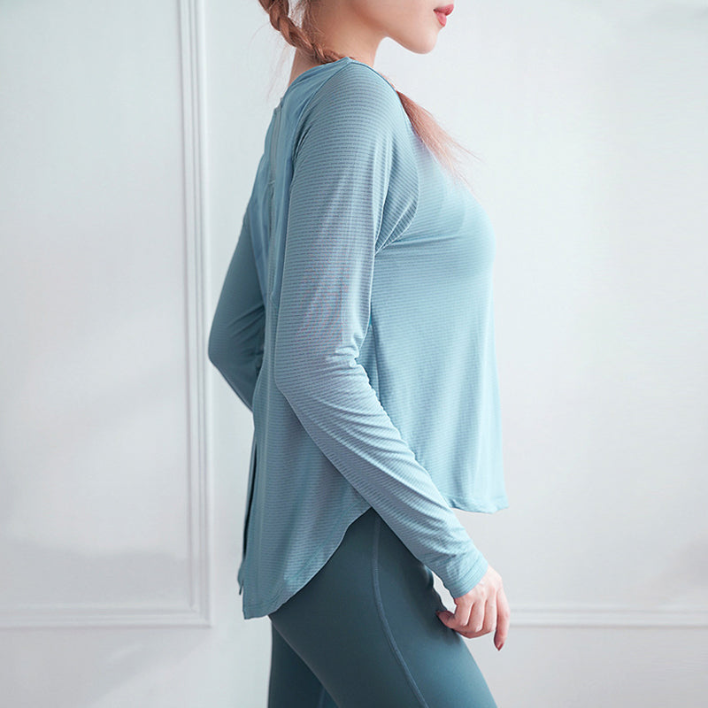 Pitkähihainen joogatoppi halkiolla