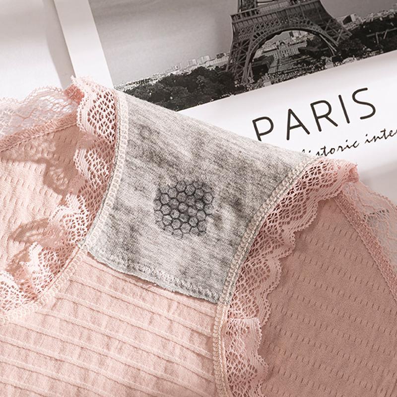 Yksiväriset naisten alushousut