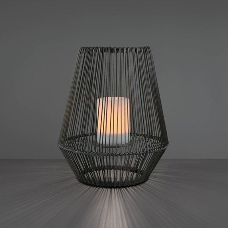 Musta lyhty kynttilänjalka