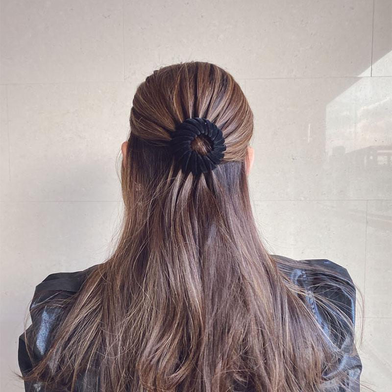 Laiska Linnunpesä  Hiuspinni(Osta 2, -10%; Osta 3, -15%; Osta 4, -20%)