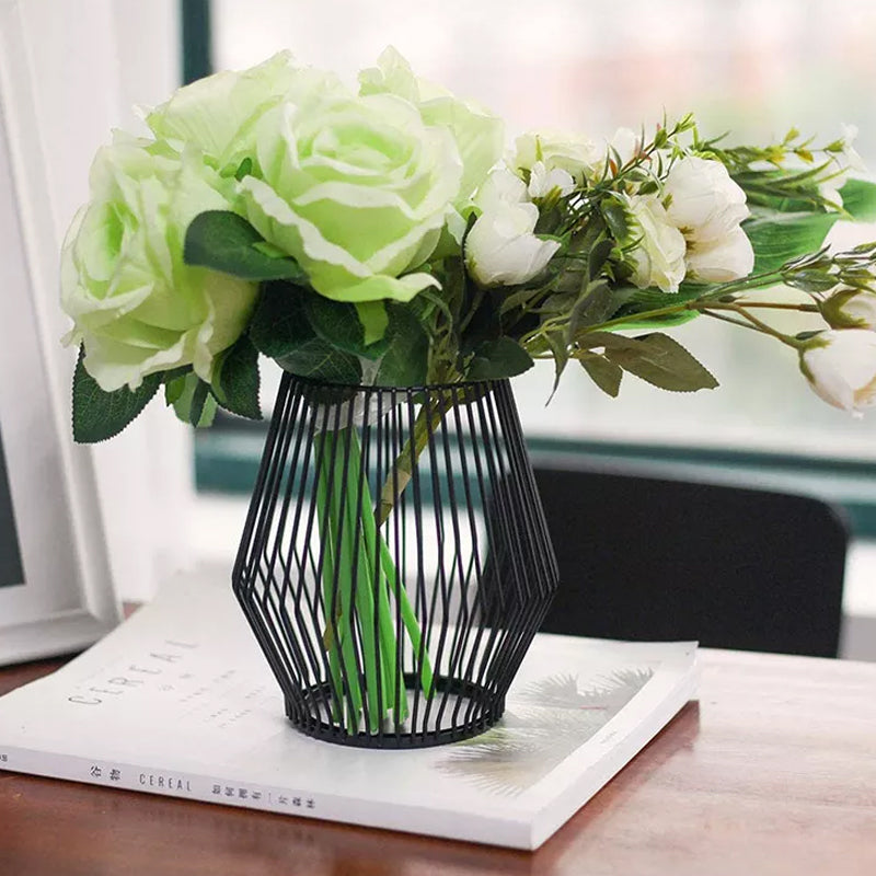 Musta lyhty kynttilänjalka