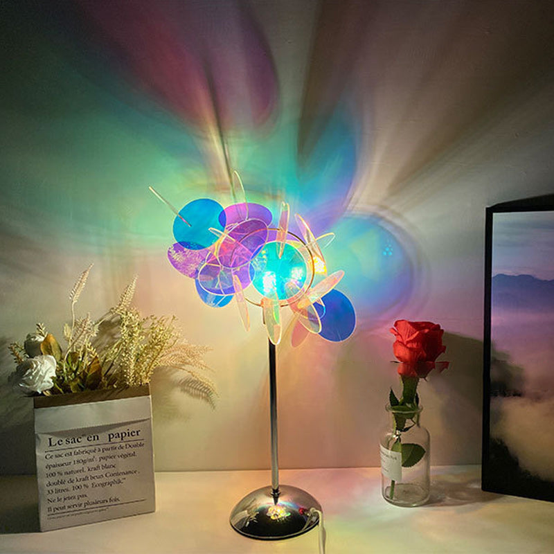 Muokattava pöytävalaisin