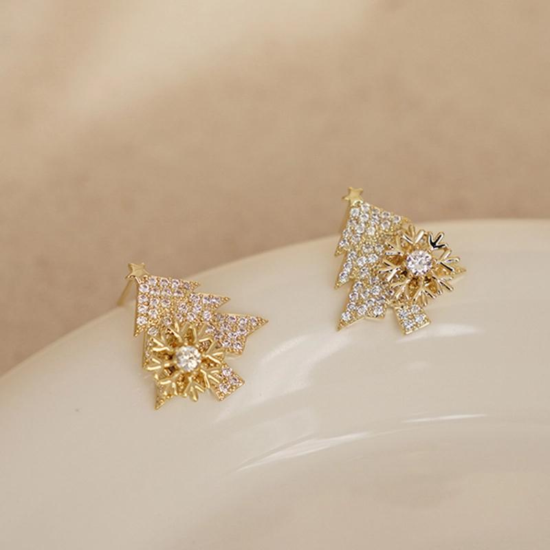 Pyörivät joulukuusikorvakorut