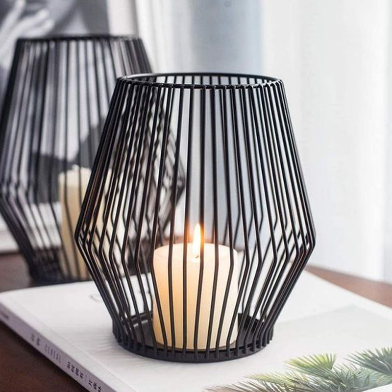 Musta lyhty kynttilänjalka