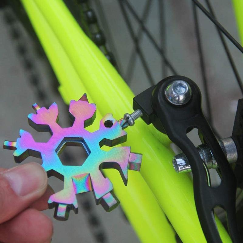 18-in-1 Lumihiutale- monitoimityökalu