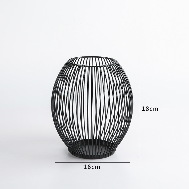 Musta lyhty kynttilänjalka