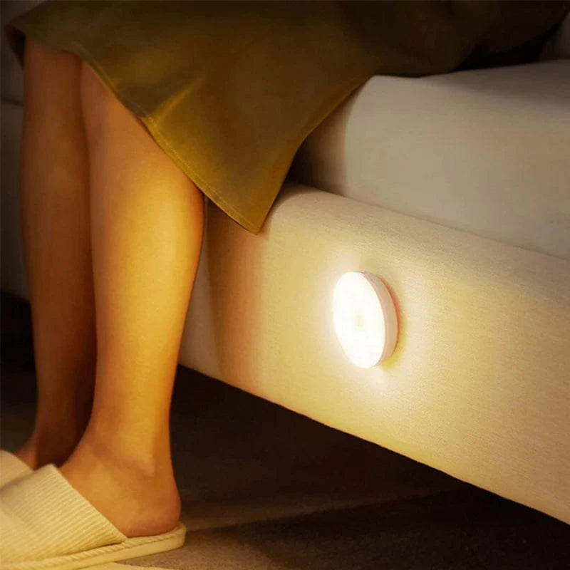 LED-älyvalo Liiketunnistimella