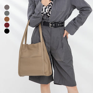 Minimalistinen rento laukku naisille