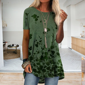 Lyhythihainen printtipusero pyöreällä kaula-aukolla