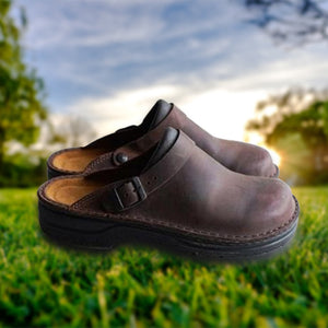 Miesten rantasandaalit