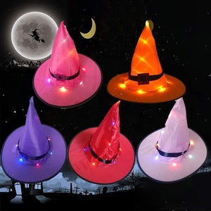 Halloween-koristeltu, valaistu noitahattu