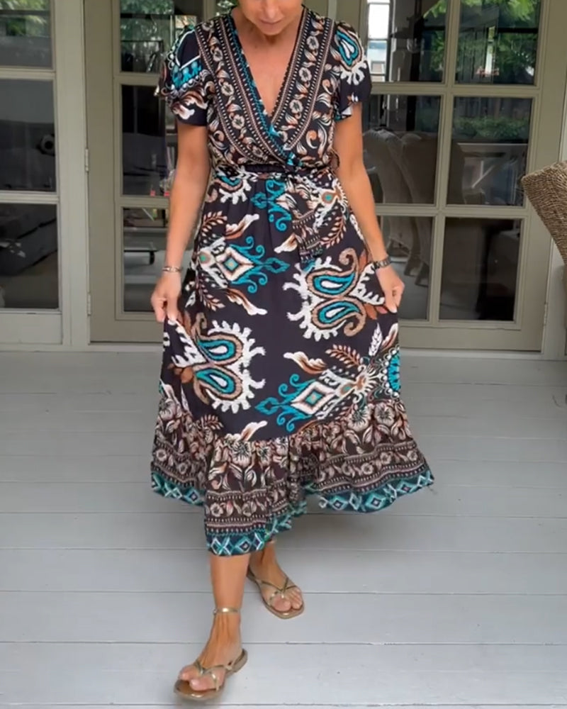 Kleid mit V-Ausschnitt und Paisley-Print