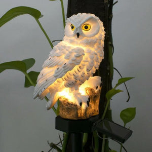 Pöllöfiguuri- LED-aurinkoenergiavalaisin