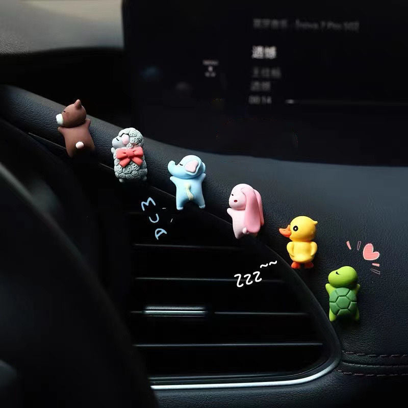 Söpöt figuriinikoristeet autoon