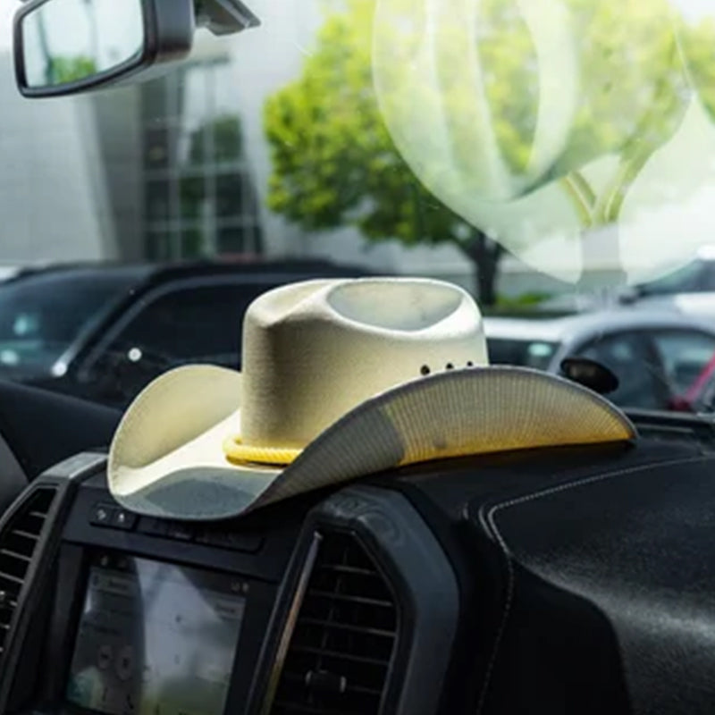 Cowboyhatun pidike autoon