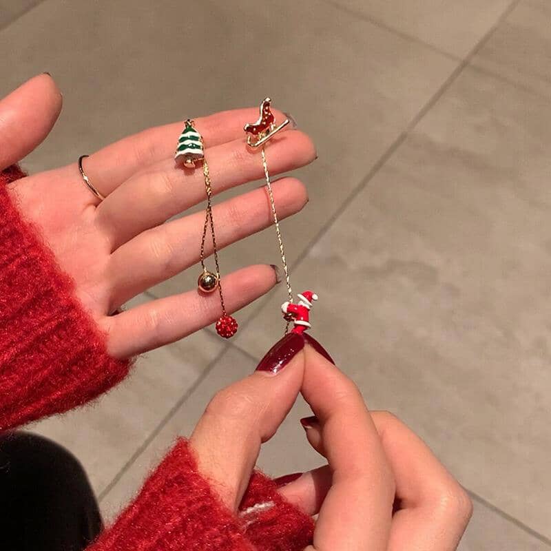 Epäsymmetriset joulupukki korvakorut